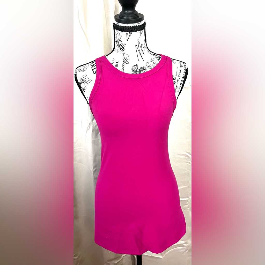 Like New Lululemon Align Tank Top - Size 6